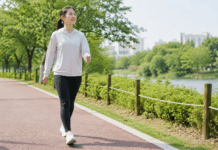 “하루 30분 걷기”가 몸을 바꾼다… 건강 전문가들이 걷기를 추천하는 이유