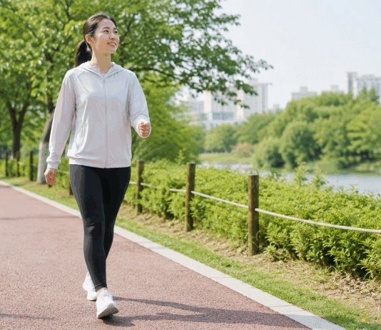 “하루 30분 걷기”가 몸을 바꾼다… 건강 전문가들이 걷기를 추천하는 이유